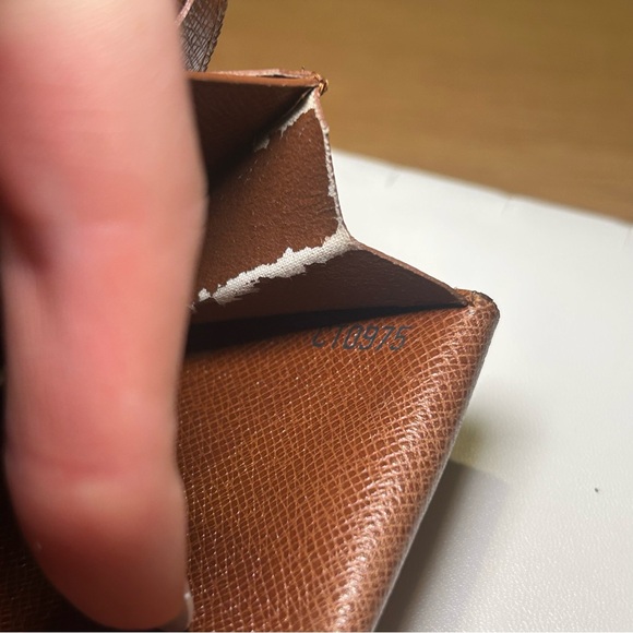 Louis Vuitton Monogram Coin Purse - Picture 7 of 10